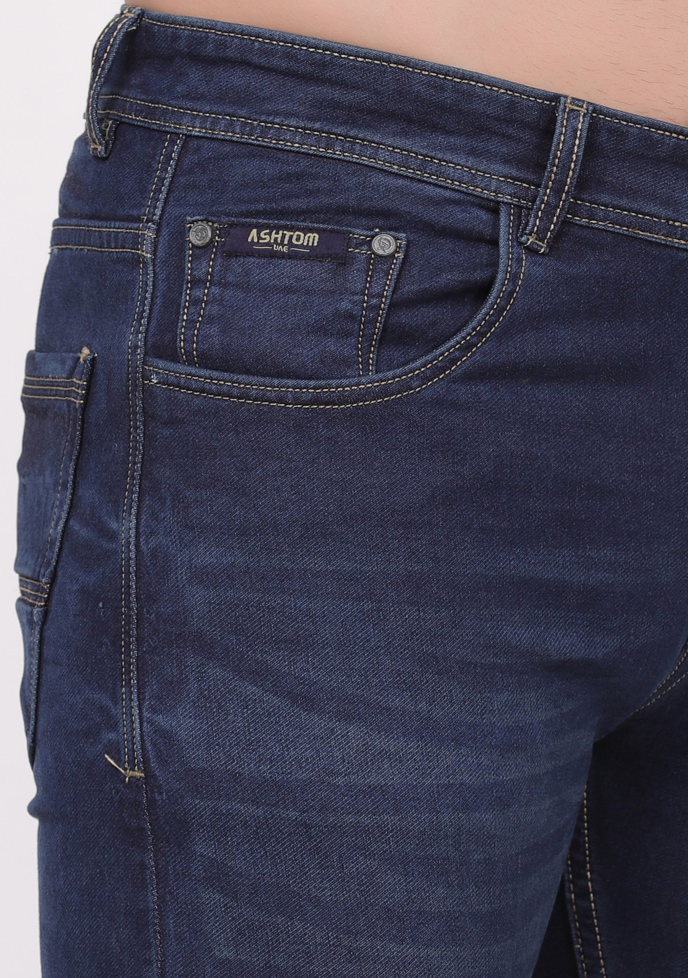 Buy Lacoste Men Blue Slim Fit Stretch Cotton Denim Jeans Online - 897153 |  The Collective